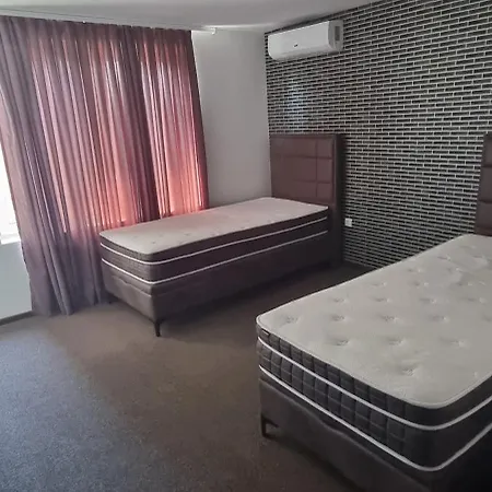 Es Apartment Ivisovo Greblje